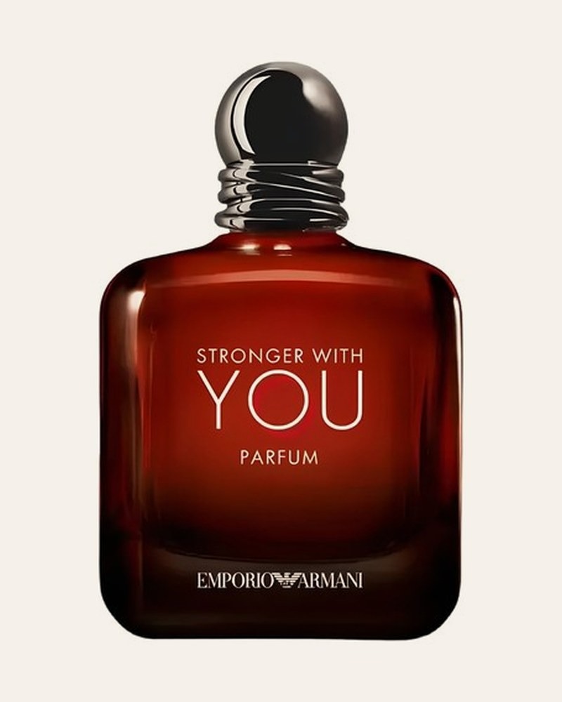 Frasco de Emporio Armani Stronger With You Parfum